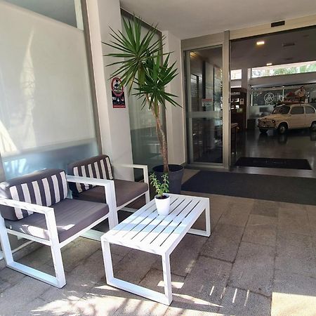 Apartamentos Llobet Ibiza Eksteriør billede