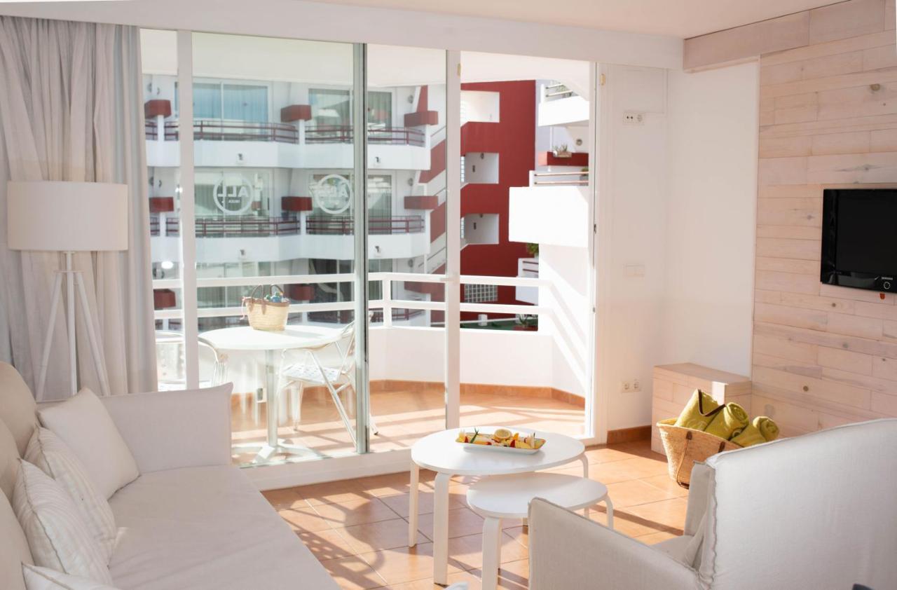 Apartamentos Llobet Ibiza Eksteriør billede