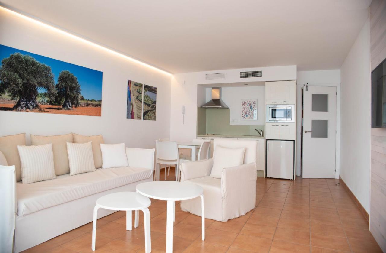 Apartamentos Llobet Ibiza Eksteriør billede