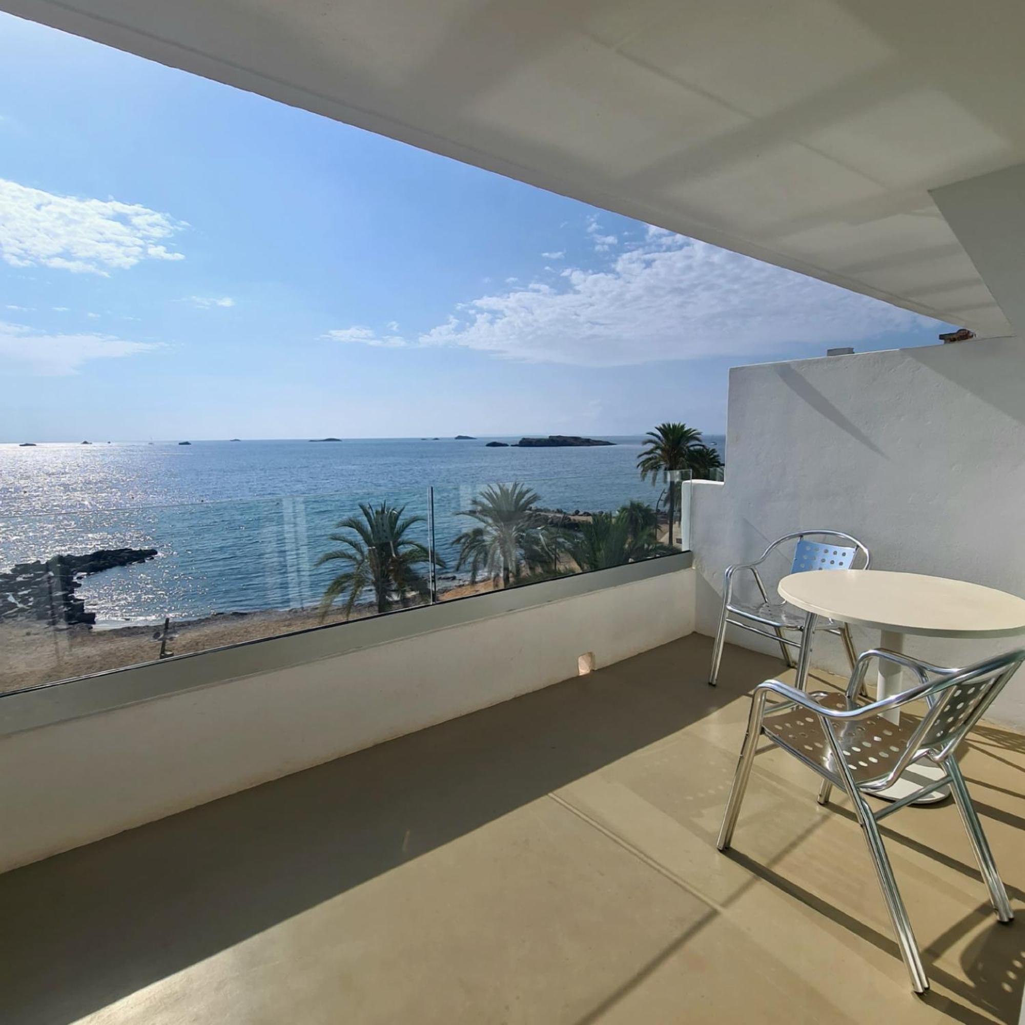Apartamentos Llobet Ibiza Eksteriør billede
